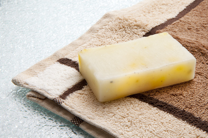 Seife mit Buttermilch herstellen